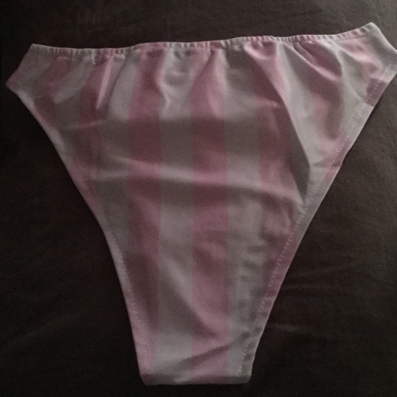 🆕Pink & White bikini.🌸SOLD OUT🌸🌸 then gifted🌸 - Picture 6 of 7